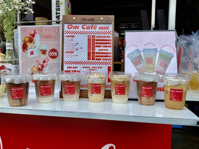 Om Cafe - 48 Trần Quý Cáp