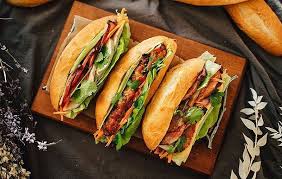 Bánh Mì “KHÔNG” - Nguyễn Tư Giản