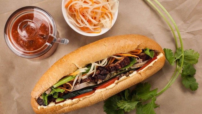 Bánh Mì 7 Tài - Xôi, Bánh Bao & Bánh Giò