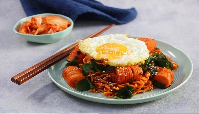 Mỳ Trộn Indomie Phố Cổ - Đồng Xuân