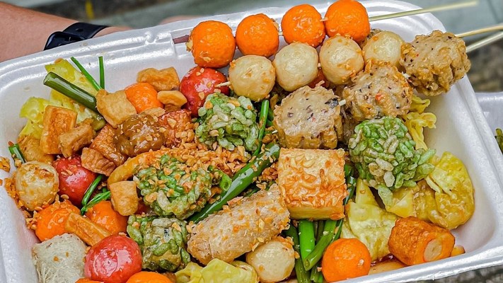 Ăn Vặt Cậu Còi - Cá Viên, Bánh Tráng Mỡ Hành & Sinh Tố - Phan Trung