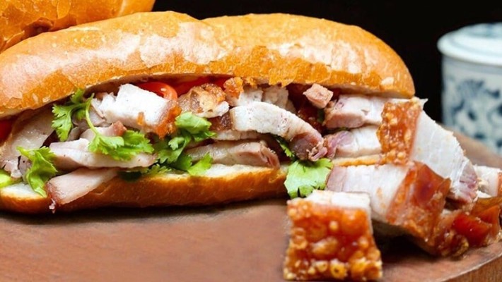 Bánh Mì Cô Na - 25 Hồ Nghinh