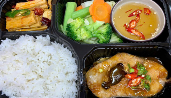 Cơm Văn Phòng Tự Chọn The Bep - Âu Cơ