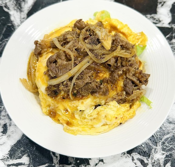 Diệu Trúc - Cơm Hải Sản Phủ Trứng