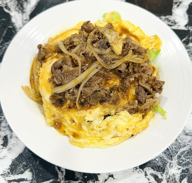 Diệu Trúc - Cơm Hải Sản Phủ Trứng