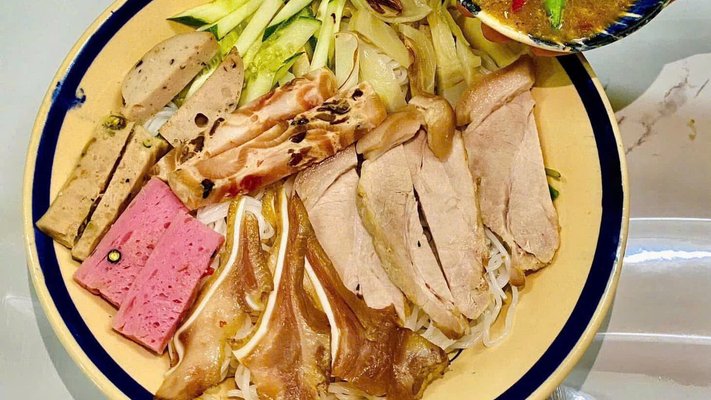 Tiệm Ăn Cô Tây - Bún Mắm Nêm Đà Nẵng & Mì Quảng