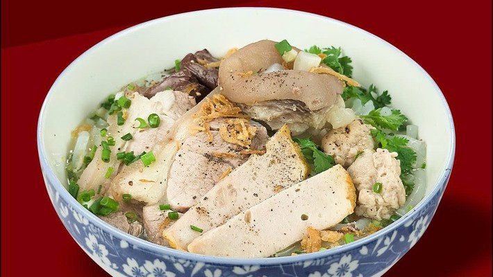 Bánh Canh Giò Heo Cô Cô - Đường B5