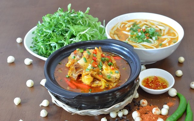 BÁNH CANH CÁ LÓC & BÁNH CUỐN NÓNG - Đường D5