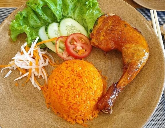 Cơm Gà Rôti Hội An