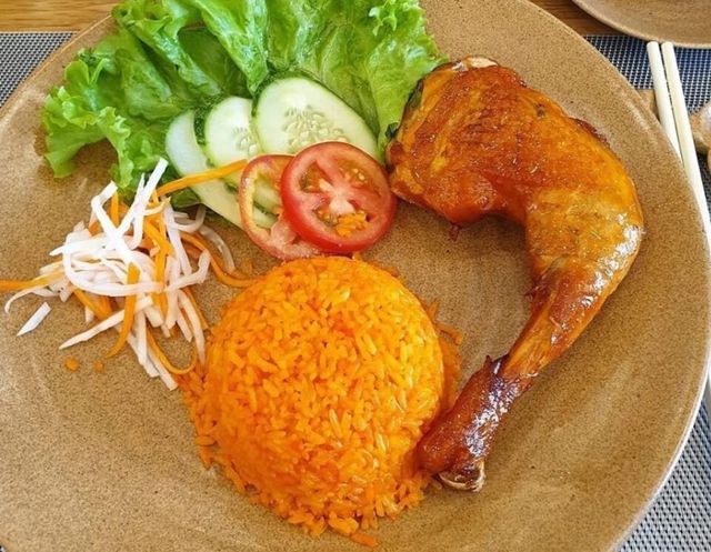 Cơm Gà Rôti Hội An