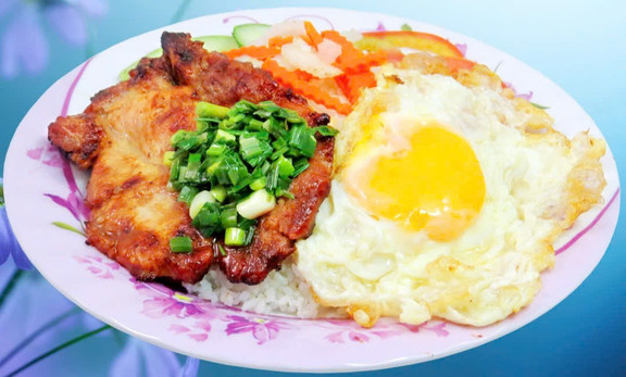 Bếp Cô Phượng - Bánh Mì Chảo & Cơm Tấm