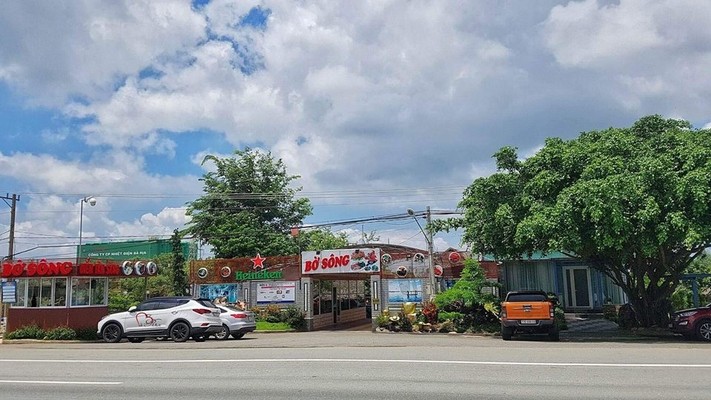 Nhà Hàng Bờ Sông - Hải Sản Tươi Sống