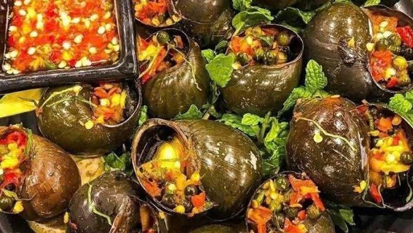 Cồn Ốc - Ốc Hấp Sả, Ốc Nướng Tiêu Xanh & Chả Giò Ốc - Hiệp Hòa