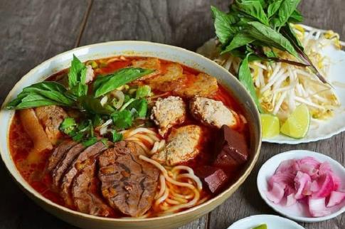 Bún Bò Phượng - 233 Lê Thanh Nghị