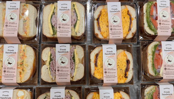 Tiệm Bánh Mì & Cafe Breadmilli - Mễ Trì Hạ