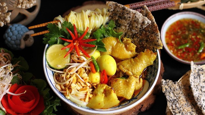 Cô Quyên Xứ Quảng - Các Món Quảng - Chung Cư Picity Q.12