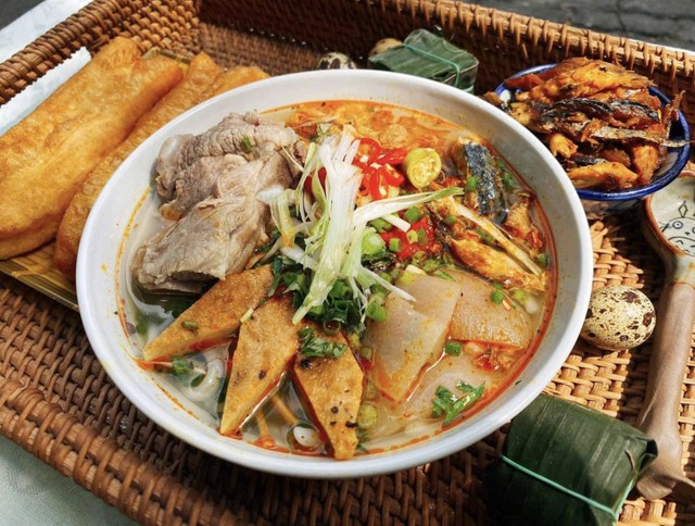 Bánh Canh & Bún Chả Cá Đà Nẵng Nhà Gấu - Nguyễn Thái Sơn