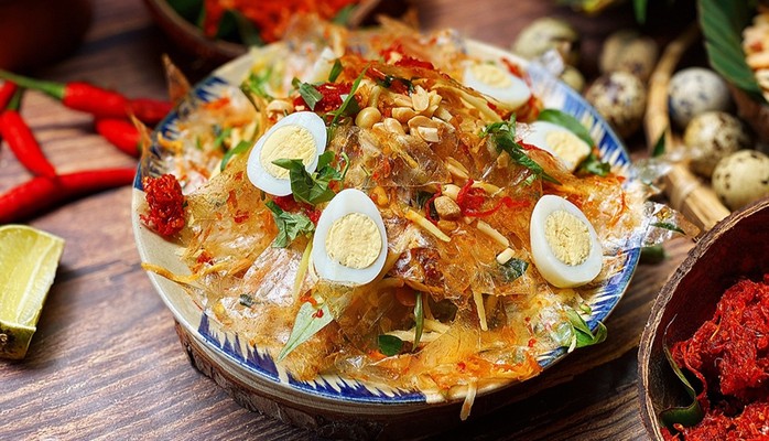 Cô Gánh - Bánh Tráng Trộn & Trà Trái Cây - Nhật Lệ