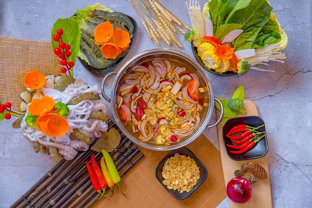 Vua Beer & Lẩu Sinh Viên - 355A Nguyễn Xí