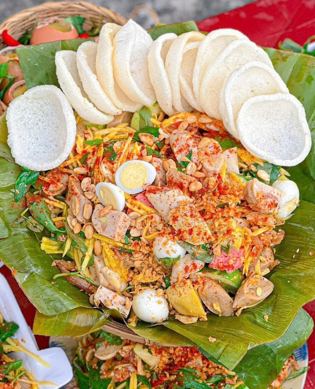 Tré Trộn & Chân Gà Rút Xương Ngọc Linh Food
