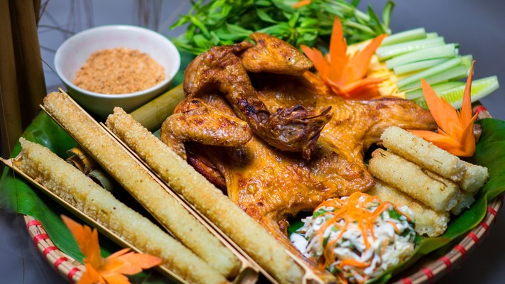 Gà Nướng Cơm Lam TƯ HOÀNG 3 - Đường Số 10