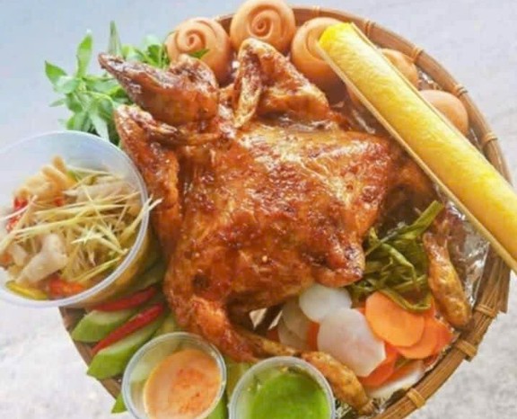 Gà Quay Tân Phát - Chợ Cổng 10