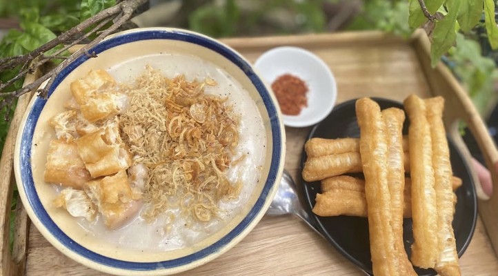 Tiệm Ăn Vặt - 728 Lô 22 Lê Hồng Phong