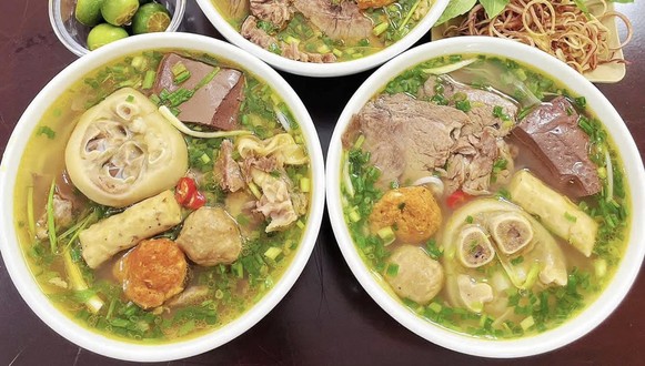 Bún Bò Huế - Mộc Quán
