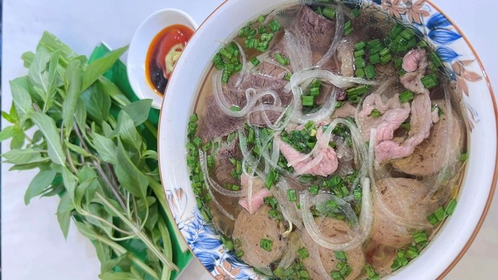 Phở Bò Ba Phong 10 - Hoàng Bá Bích