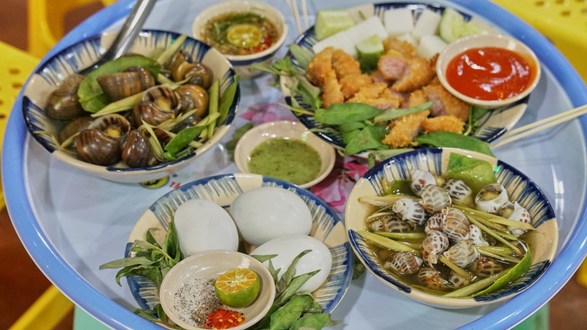 Ốc Luộc Hà Nội 76 - Bình Giã