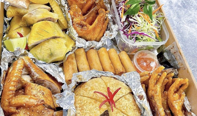 Mẹt Gà Đủ Món Liên Diệp - Bình Chuẩn