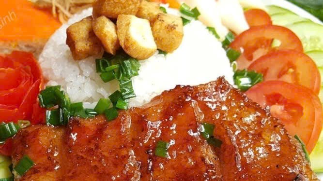 Quán Cơm Chế Liễu - Chợ Phường 4