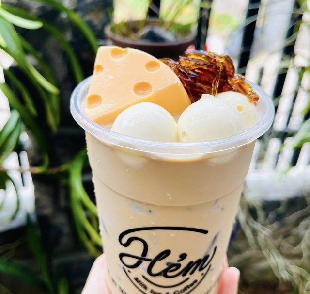 Hẻm Milk Tea & Coffee - 09 Nhân Vị
