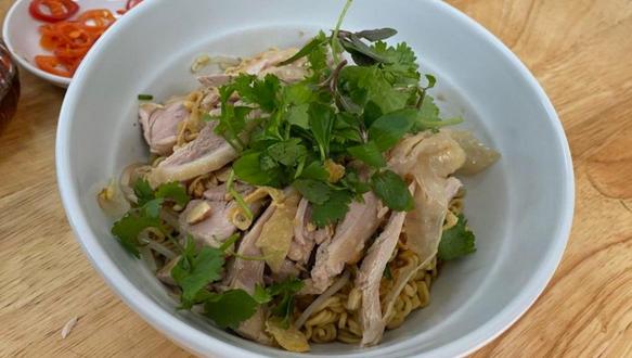 Phở Liên - Phở Gà & Phở Trộn - Phú Viên
