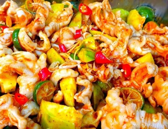 Chân Gà Sốt Thái Văn Đua - Trần Khánh Dư