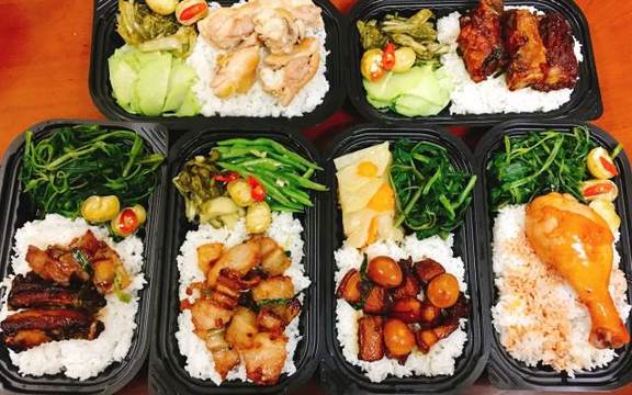 Quán Cơm Hoà Ký - Cơm Trưa Văn Phòng