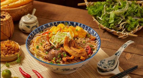 Huyền Anh Bún Riêu Cua Tóp Mỡ - Trường Chinh