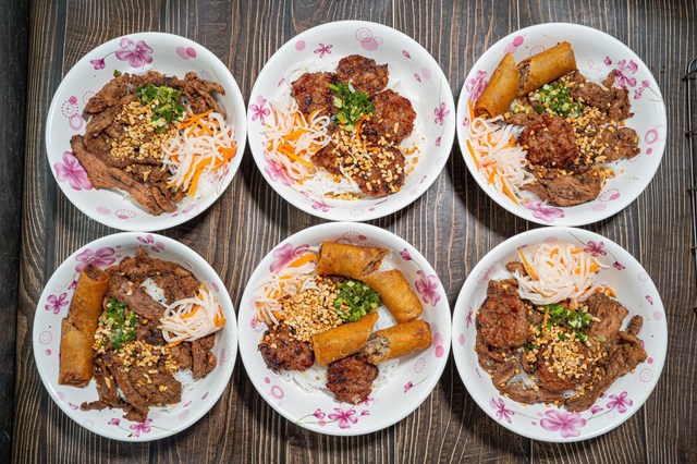 Bánh Xèo, Ram Bắp & Ram Tôm Chuẩn Vị Quảng Ngãi - Muội Muội