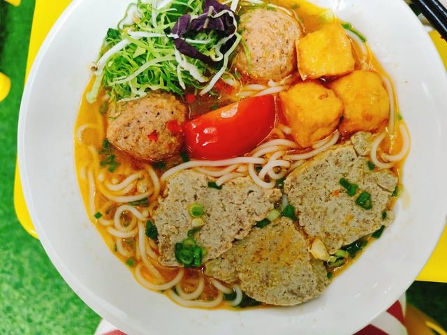 Không Gì Ngoài BÚN RIÊU CUA ĐỒNG