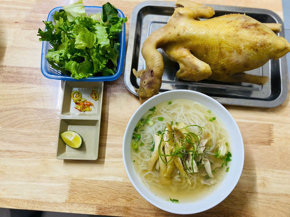 Phở Hoàng - 118 Vũ Xuân Thiều