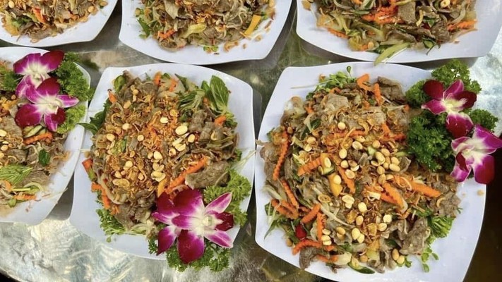 Tiệm Cơm Phát Ký - Đồng Văn Cống