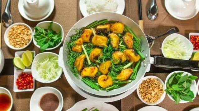 CHẢ CÁ ĐẾ VƯƠNG - TRẦN KHẮC CHÂN