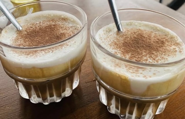 Nam Chính Coffee - Cafe Muối, Sinh Tố Nha Đam Xoài & Bánh Mì Kem Trứng - 198 Hồ Sen