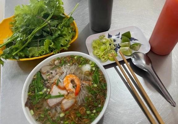 Hủ Tiếu Mực Cô Phát