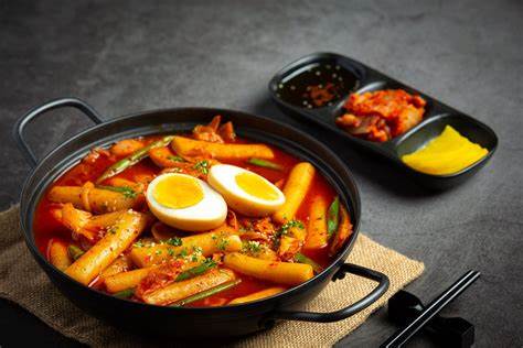 Lẩu Mì Ly Tokbokki, Bánh Xèo & Gỏi Cuốn - Nhà Thờ Bùi Thái