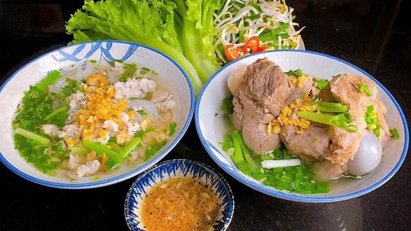 Phở & Hủ Tiếu Hải - 90 Lê Thánh Tôn