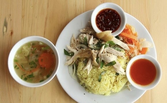 Cơm Gà Tam Kỳ Anh Tú 2 - Phú Chánh