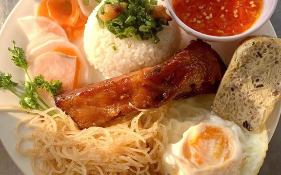 Trung Tâm Cơm Tấm 2