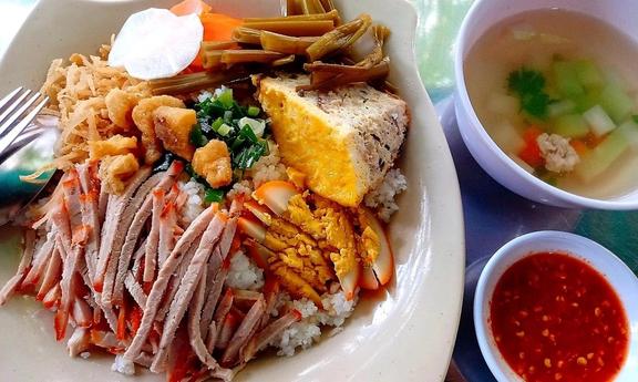 Cơm Tấm Long Xuyên Mộc Nhiên - Trần Khắc Chân