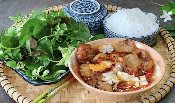 Su Hy - Bún Chả, Cơm Rang & Mỳ Xào